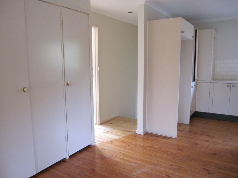 11 Fred Johns Cres, Mckellar ACT 2617