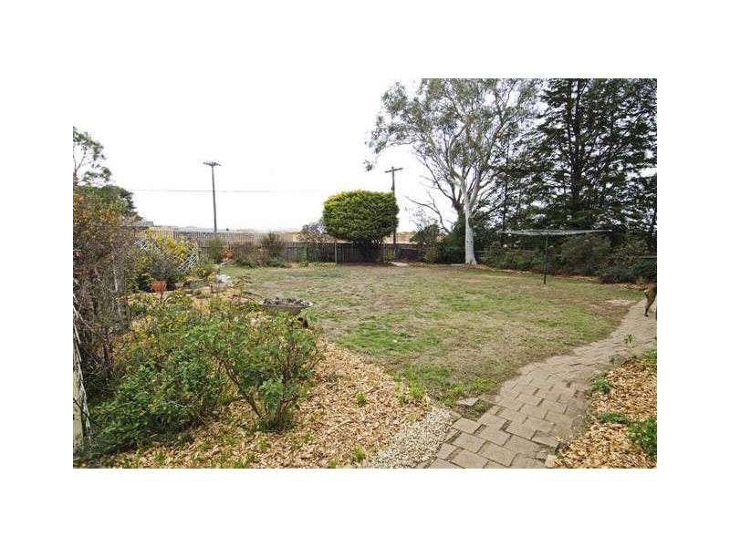 5 Hone Place, Macgregor ACT 2615