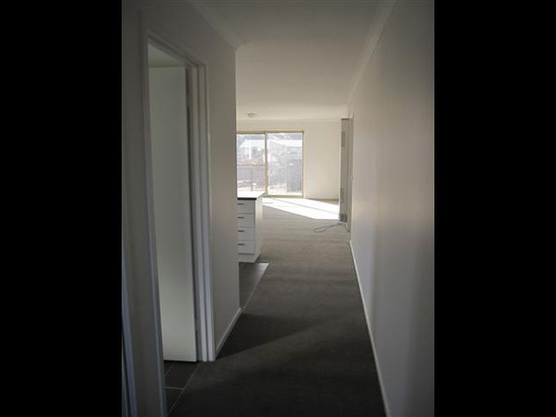 8/95 Eccles Circuit, Macgregor ACT 2615