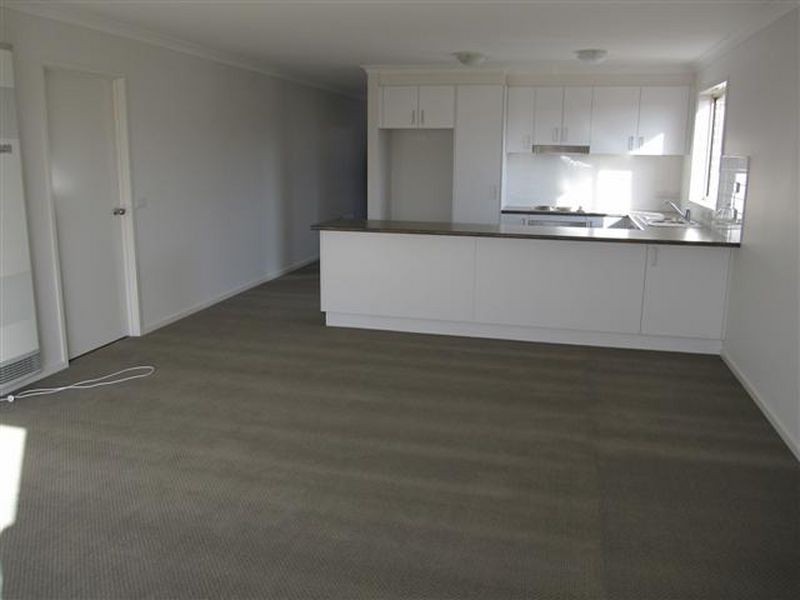 8/95 Eccles Circuit, Macgregor ACT 2615