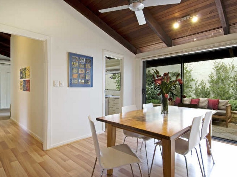 20 Oakes Street, Cook ACT 2614