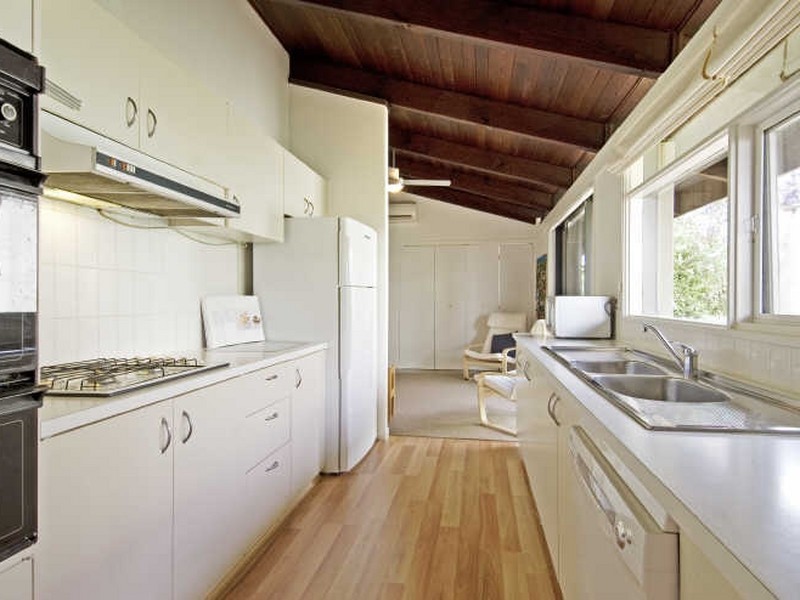 20 Oakes Street, Cook ACT 2614