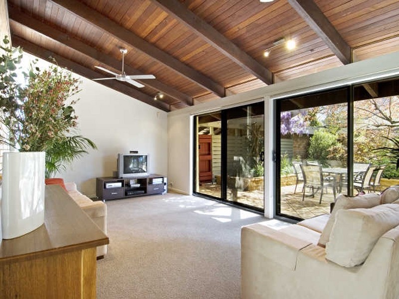 20 Oakes Street, Cook ACT 2614