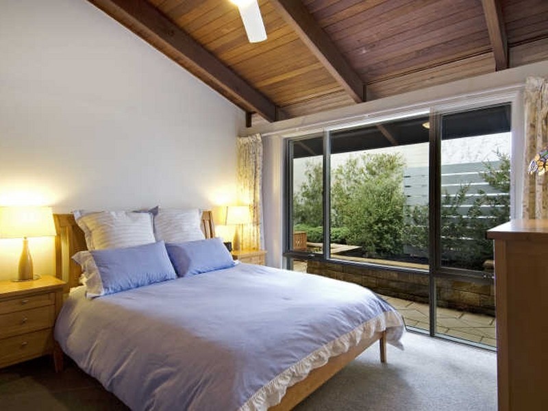 20 Oakes Street, Cook ACT 2614