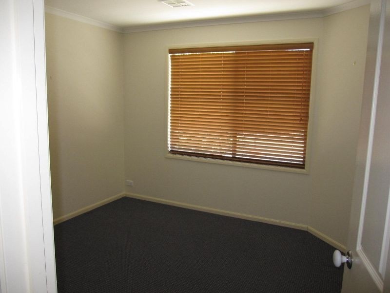 15/15 Wanliss Street, Latham ACT 2615