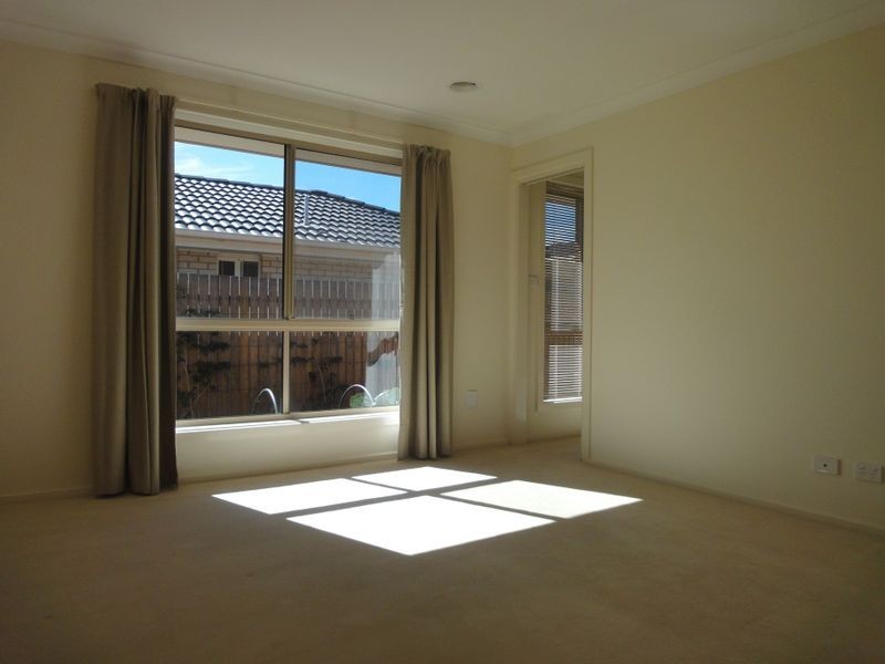 1 Nancy Cato Street, Franklin ACT 2913