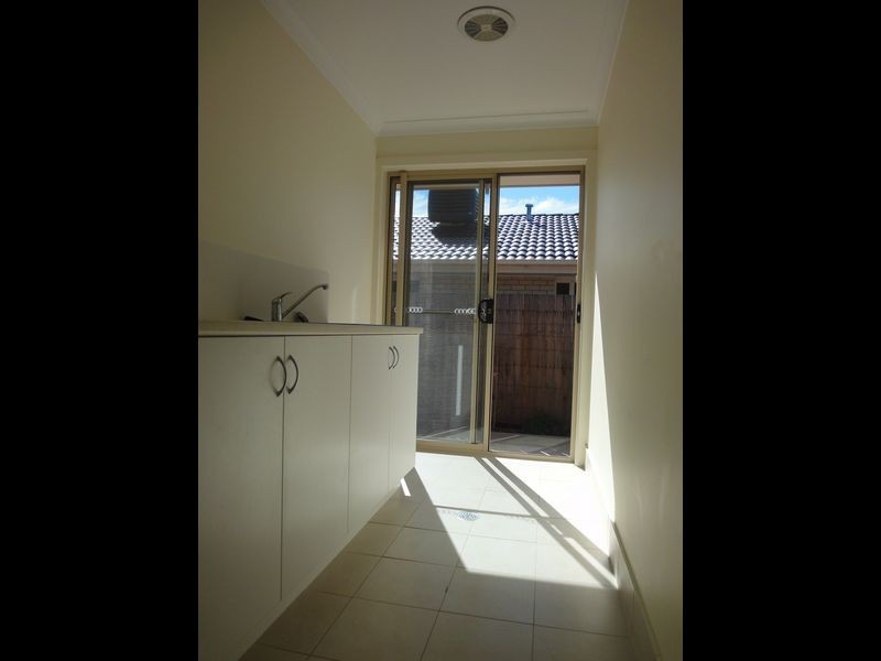 1 Nancy Cato Street, Franklin ACT 2913