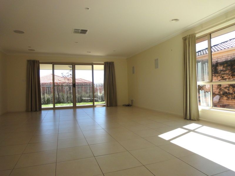 1 Nancy Cato Street, Franklin ACT 2913