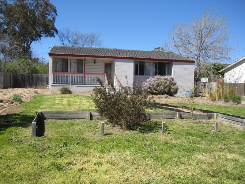 34 Baddeley Crescent, Spence ACT 2615