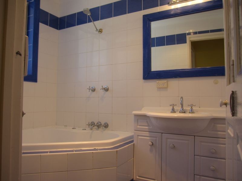 34 Baddeley Crescent, Spence ACT 2615