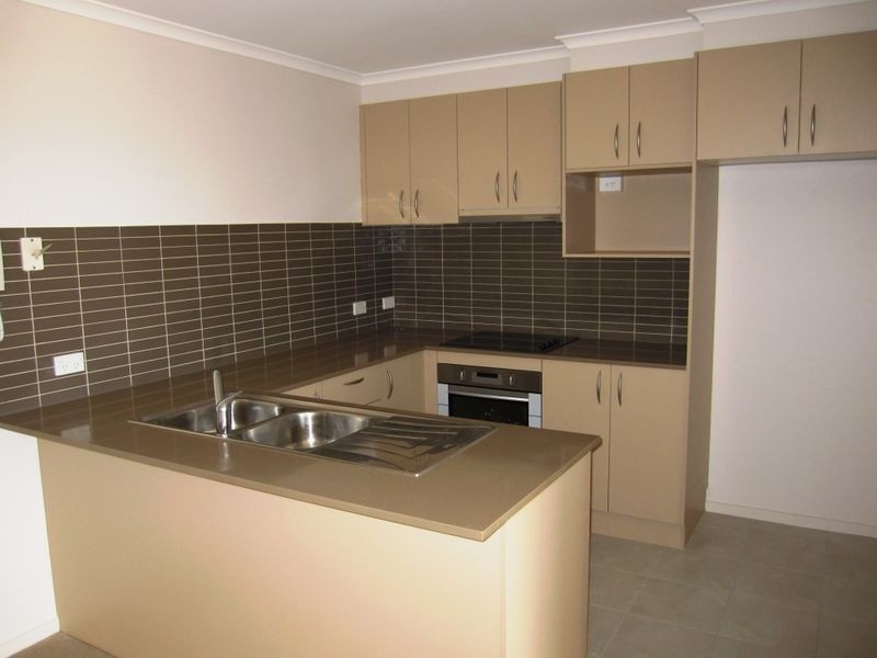 10B/21 “Lakeside Apartments” Beissel, Belconnen ACT 2617