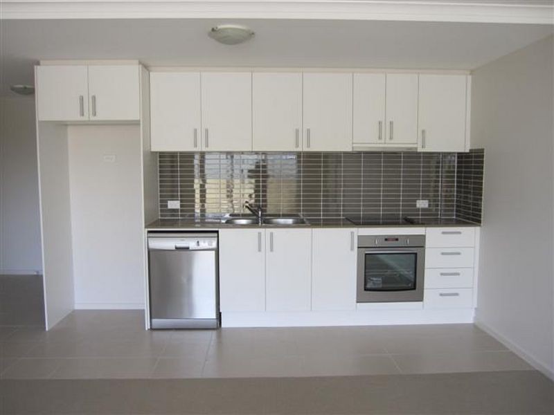 6C/21 ‘Lakeside Apartments’ Beissel, Belconnen ACT 2617