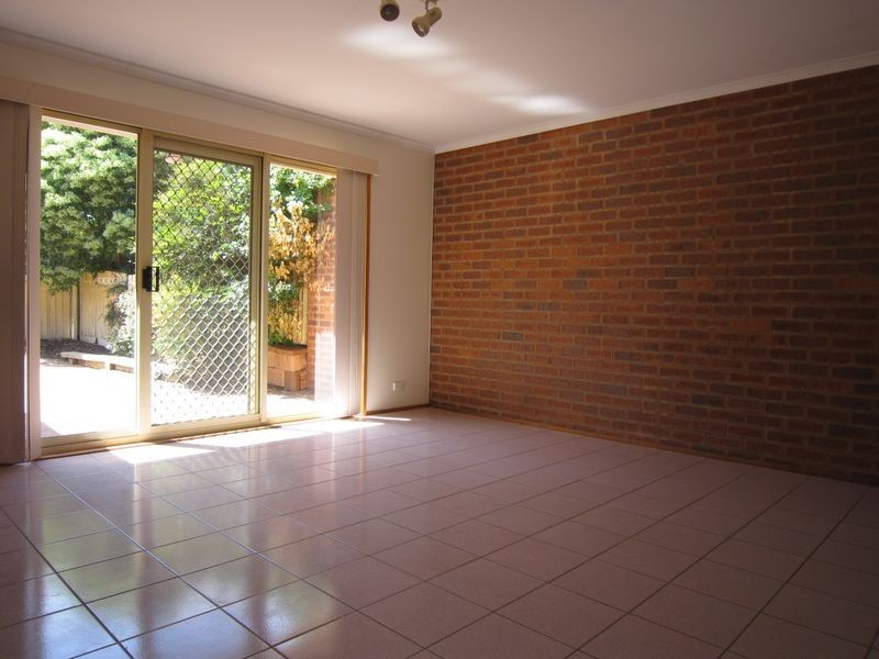 11/3 Elvire Place, Palmerston ACT 2913