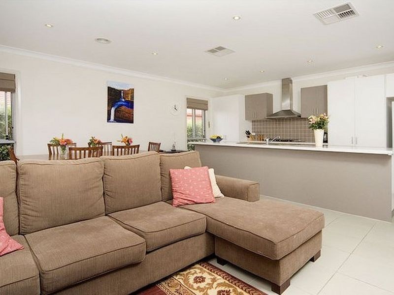 9 Erdos Street, Bruce ACT 2617