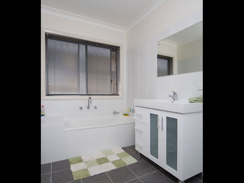 9 Erdos Street, Bruce ACT 2617
