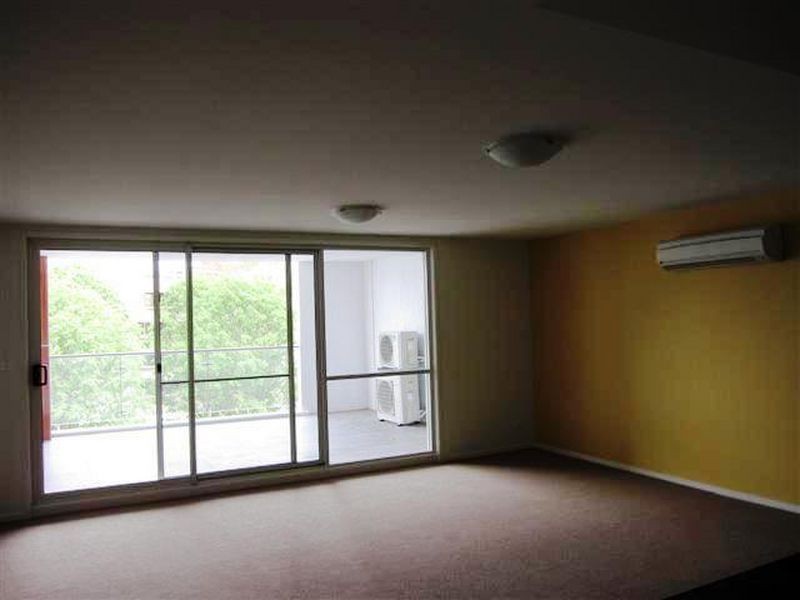 28/57 ‘The Oracle’ Benjamin Way, Belconnen ACT 2617