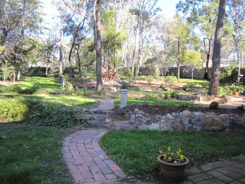 50 Mirning Crescent, Aranda ACT 2614