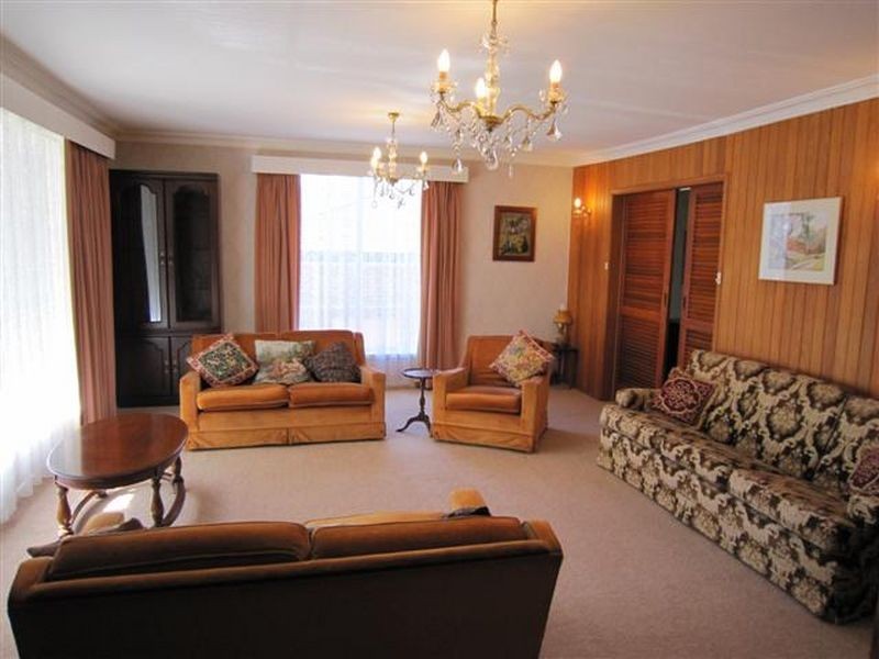 50 Mirning Crescent, Aranda ACT 2614