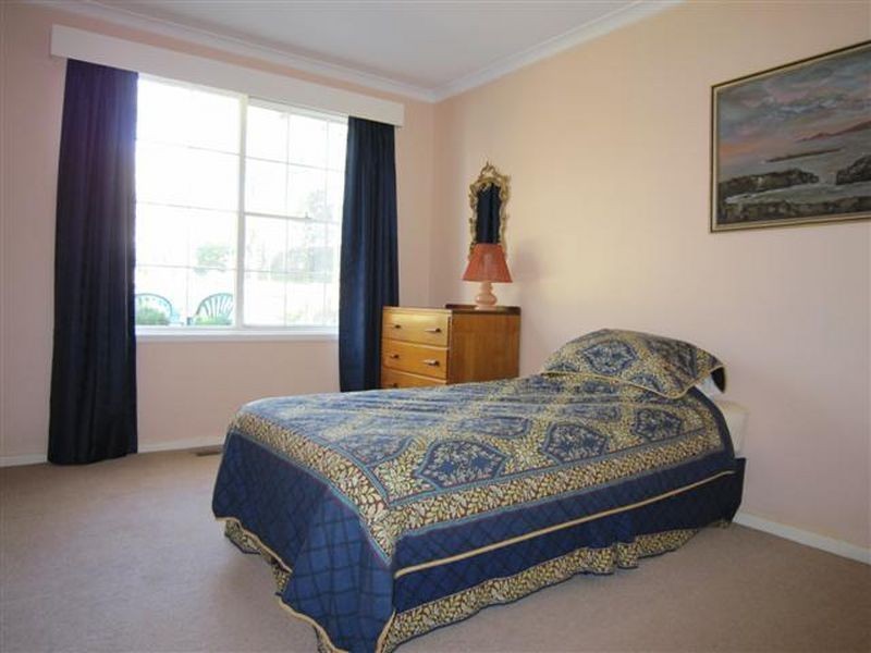 50 Mirning Crescent, Aranda ACT 2614