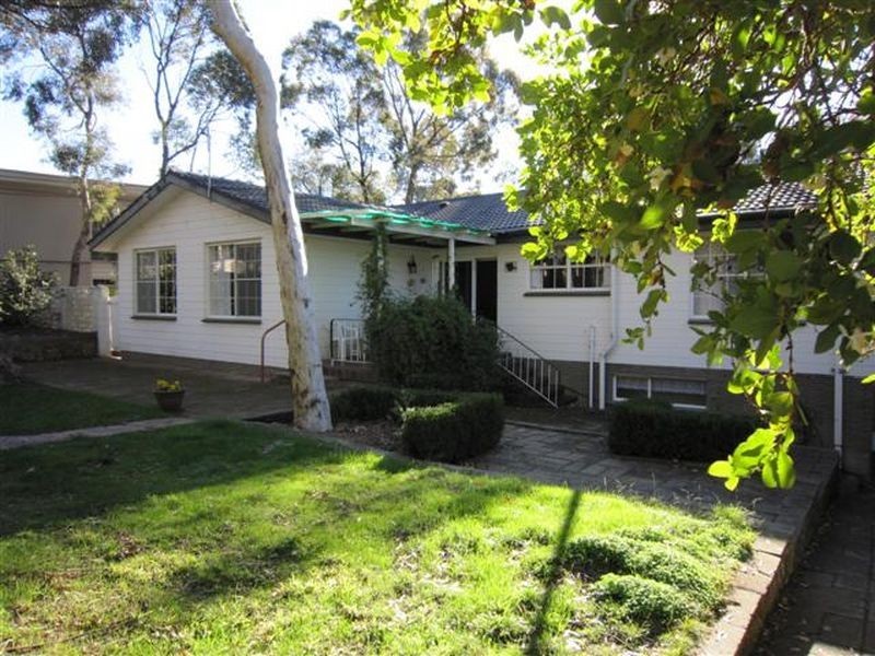 50 Mirning Crescent, Aranda ACT 2614
