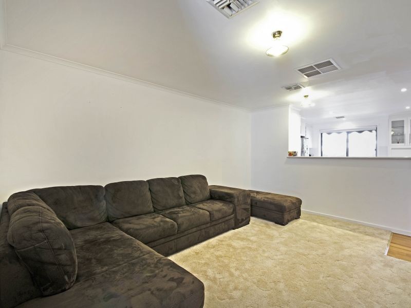 11/1 Cantor Crescent, Higgins ACT 2615