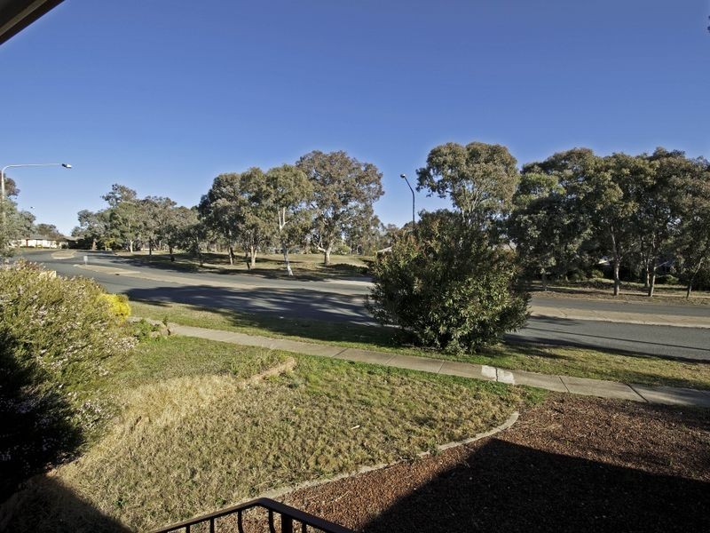 11/1 Cantor Crescent, Higgins ACT 2615