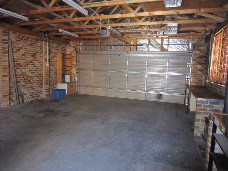 4 Sharman Place, Gordon ACT 2906