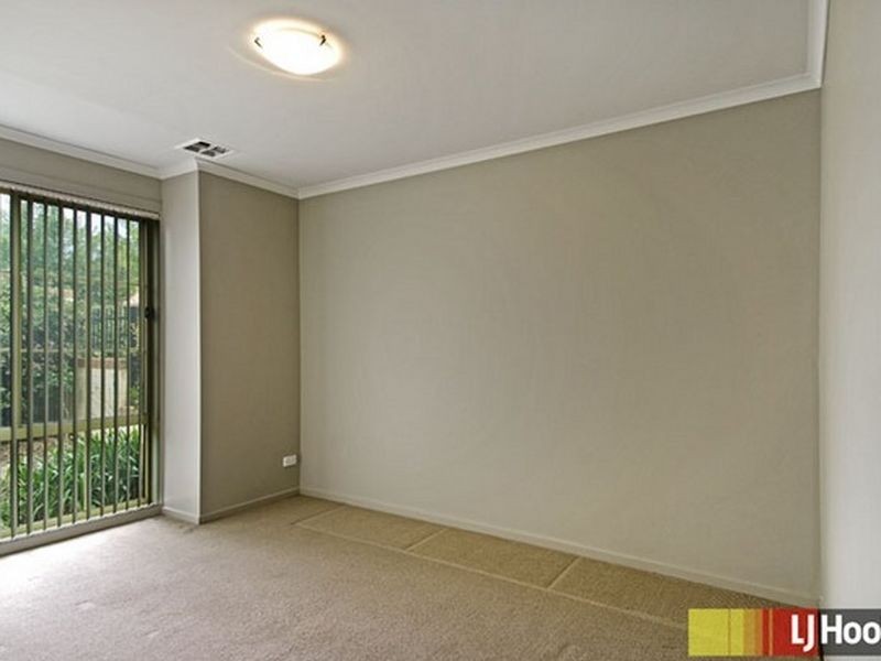 74 Kelleway Avenue, Nicholls ACT 2913