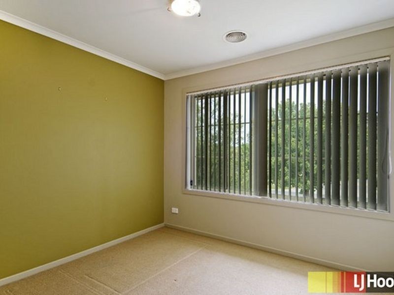 74 Kelleway Avenue, Nicholls ACT 2913