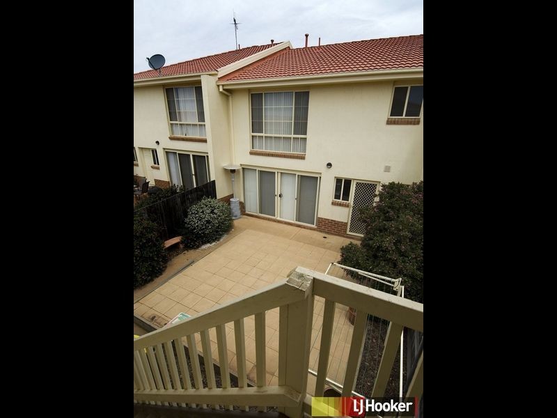74 Kelleway Avenue, Nicholls ACT 2913