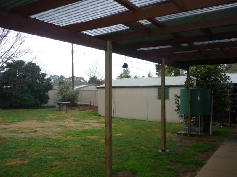 6 Newbigin Place, Monash ACT 2904