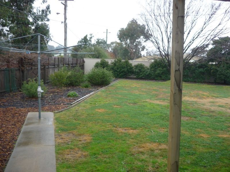 6 Newbigin Place, Monash ACT 2904