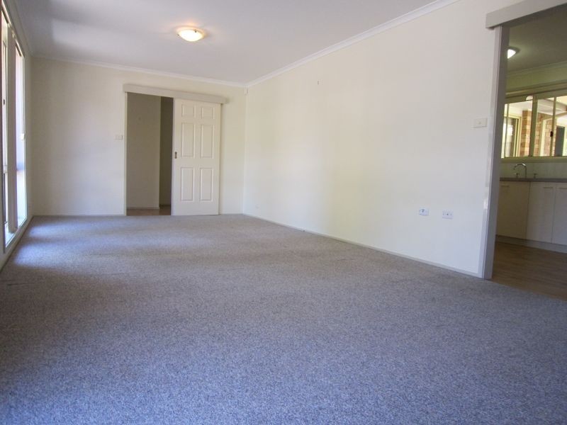 9 Brittlebank Crescent, Banks ACT 2906