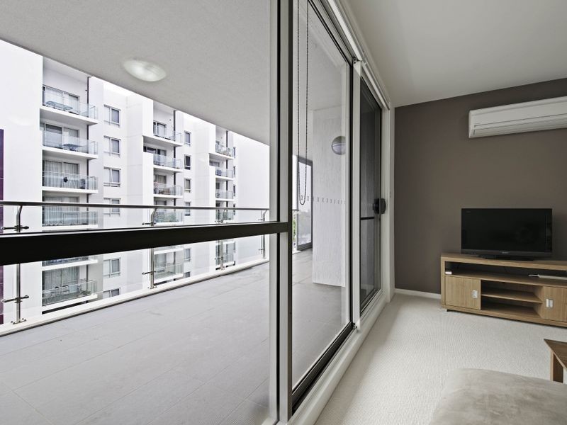 120/57 ‘The Oracle’ Benjamin Way, Belconnen ACT 2617