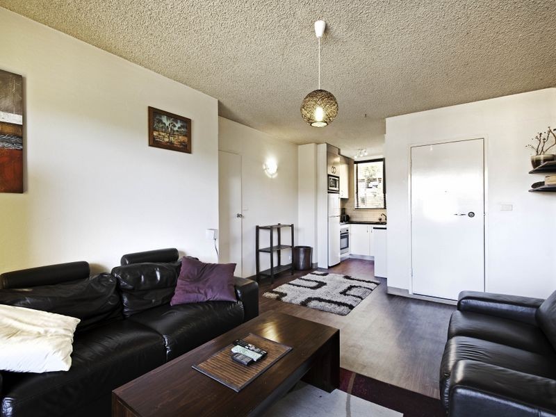 19/28 Springvale Drive, Hawker ACT 2614