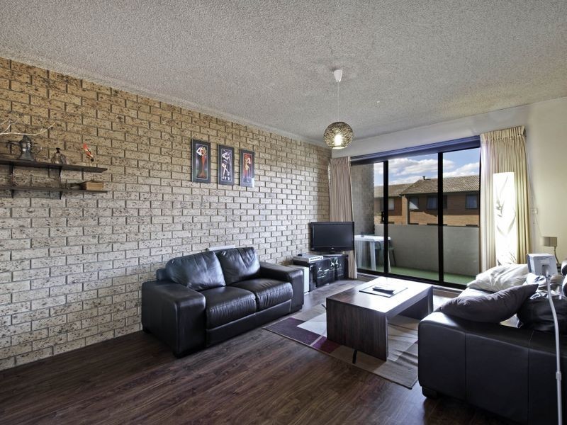 19/28 Springvale Drive, Hawker ACT 2614