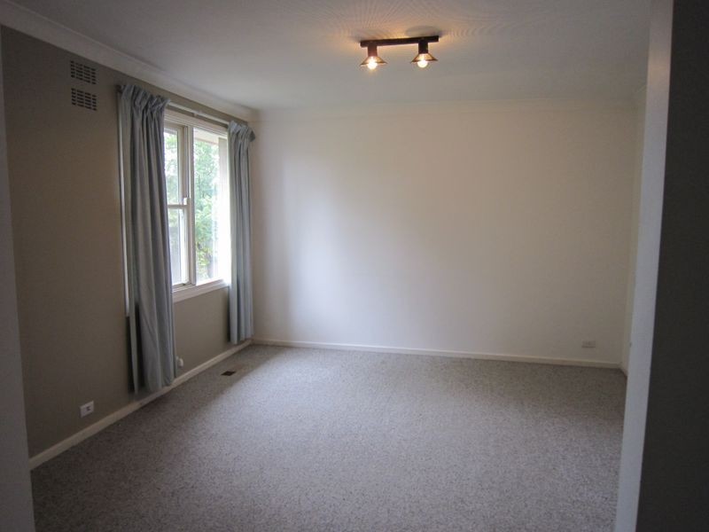 17 Maclaurin Crescent, Chifley ACT 2606