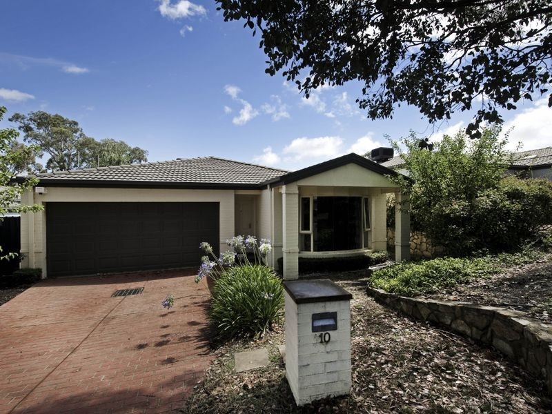 10 Lind Close, Fraser ACT 2615