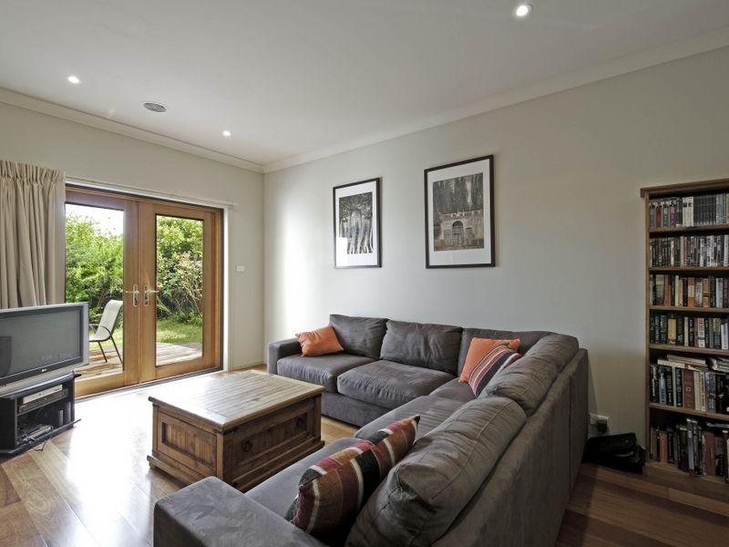 10 Lind Close, Fraser ACT 2615