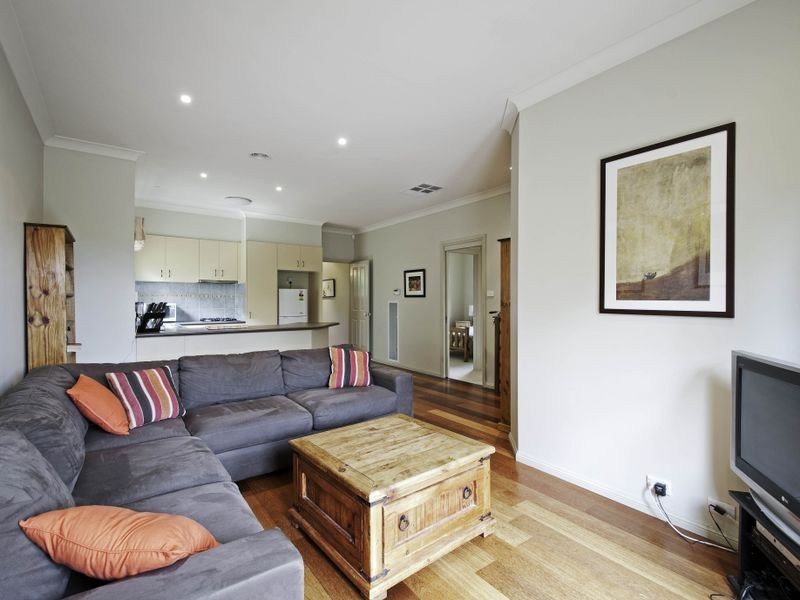 10 Lind Close, Fraser ACT 2615