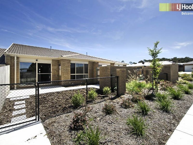 2/2 Neil Currie Street, Casey ACT 2913