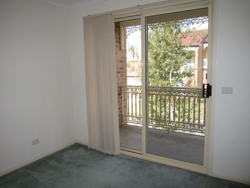 8/11 Everard Street, Palmerston ACT 2913