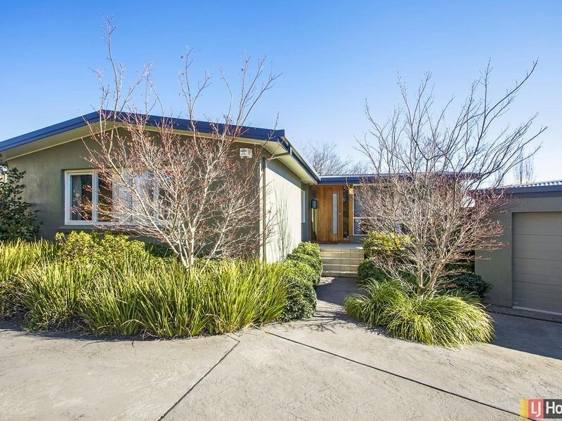 16 Savige Place, Campbell ACT 2612