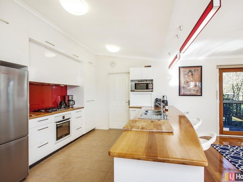 16 Savige Place, Campbell ACT 2612