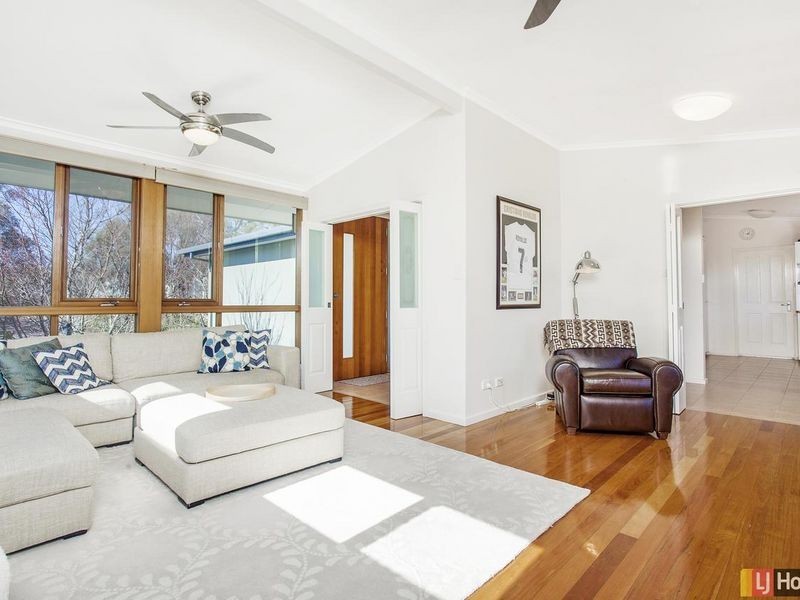 16 Savige Place, Campbell ACT 2612