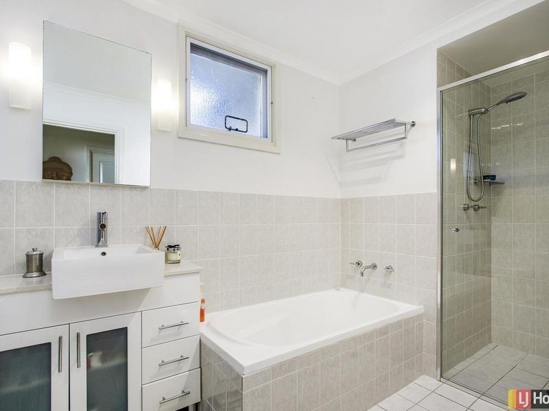 16 Savige Place, Campbell ACT 2612