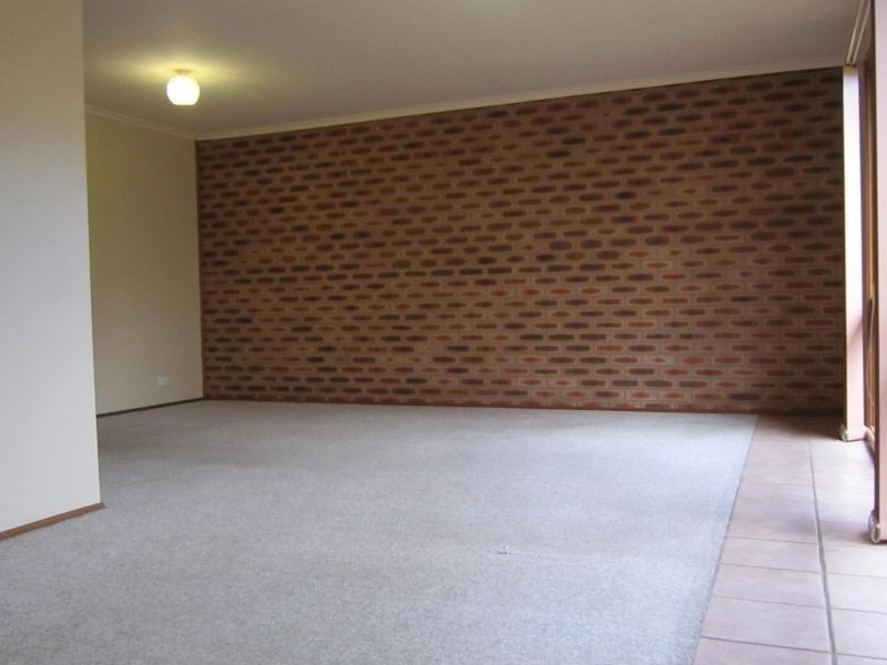 16 Moulden Court, Belconnen ACT 2617