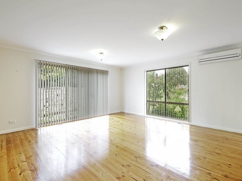 33 Spica Street, Giralang ACT 2617