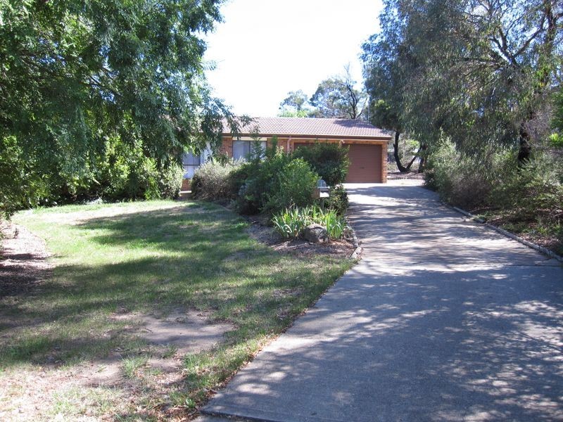13 Edman Close, Florey ACT 2615