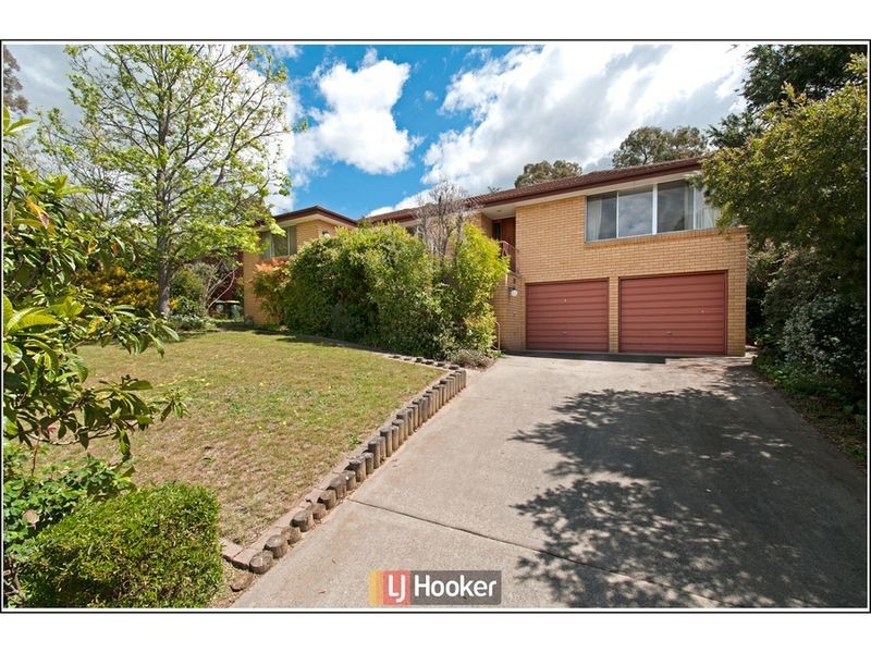 4 Bussell Crescent, Cook ACT 2614
